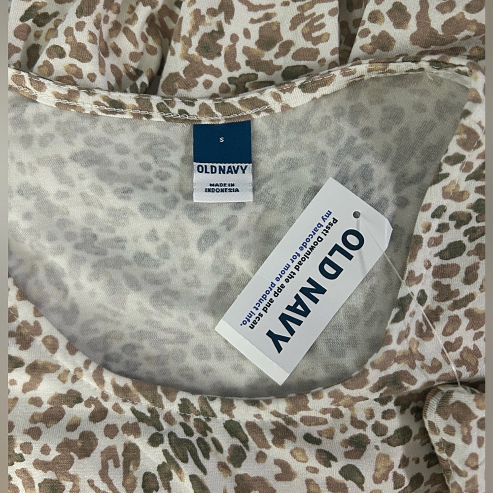 NWT* “Old Navy” Leopard Patterned Dress - Picture 11 of 11